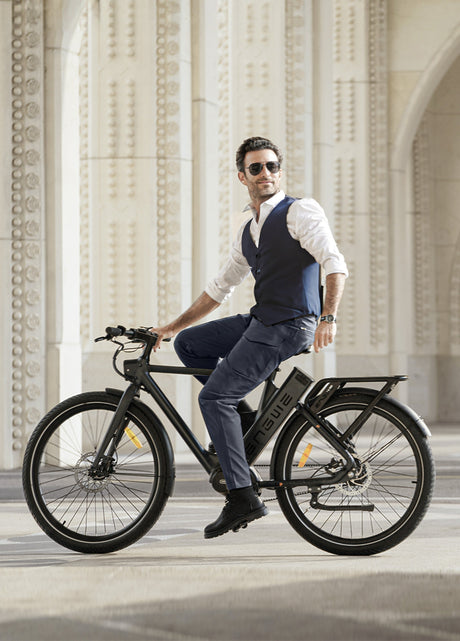 a man rides on urban ebike engwe p275 pro